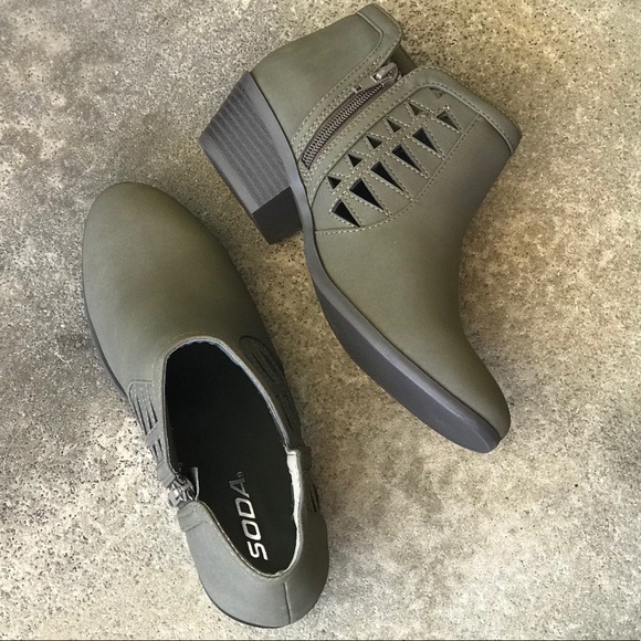 Last 1! Soda Khaki 1.5” Low Heel Ankle Bootie 10 - Picture 7 of 8